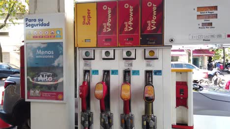 Shell-Gas-Gasolinera-Recarga-Llenar-Primer-Plano-Gasolina-Tienda-De-Aceite-En-Buenos-Aires-Ciudad-Argentina-América-Del-Sur