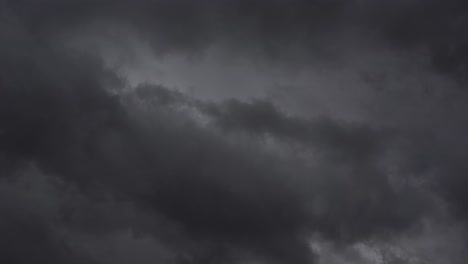 Epic-Cinematic-Composition:-Dark-Sky-Clouds-in-Motion-Create-a-Dramatic-Stormy-Evening-Background