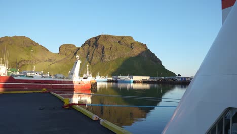 Vestmannaeyjar,-Insel-Heimaey,-Island