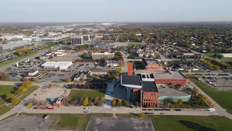 Warren-Civic-Center-and-City-Hall,-aerial-panoramic-view