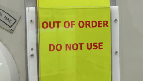 Außer-Betrieb,-Schild-„Nicht-Verwenden“-An-Einer-Maschine