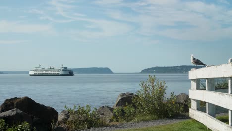 View-of-a-ferry-passing-through-the-Puget-Sound-from-the-mainland
