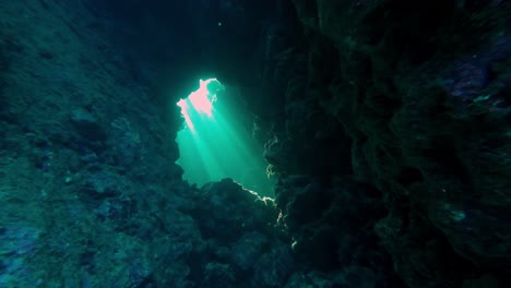 Snorkeling-Spot-With-Underwater-Caves-In-Red-Sea,-Egypt,-Dahab