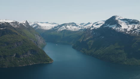 Norwegian-fjord-landscape-at-summer