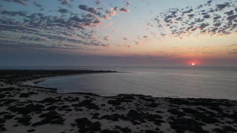 Birds-eye-view-of-a-beautiful-sunset-at-Turquoise-bay-in-western-australia