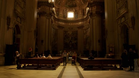 Visitors-and-worshippers-at-Santo-Andrea-Della-Valle-Basilica-in-Santo-Eustachio-District