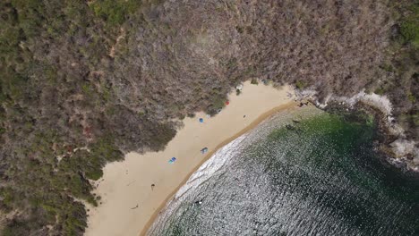 Bay-El-Orgo,-Eine-Der-7-Buchten-Von-Huatulco,-Oaxaca