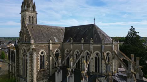 Iglesia-De-Saint-remi-O-Saint-remy,-Château-gontier-En-Francia