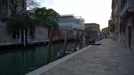 Peaceful-and-Calm-Evening-in-Venice-near-Water-Canals