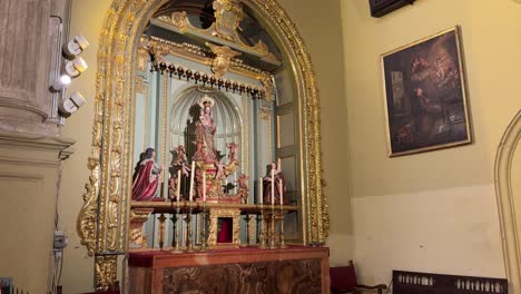 Altar-Im-Inneren-Der-Römisch-katholischen-Kirche-Von-Malaga-Kathedrale-Goldenes-Ornament