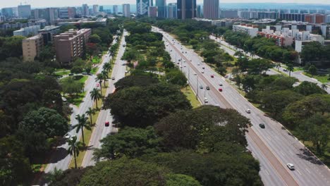 Traffic-at-Downtown-Highway,-South-Wing-Asa-Sul,Wide-Aerial-Shot