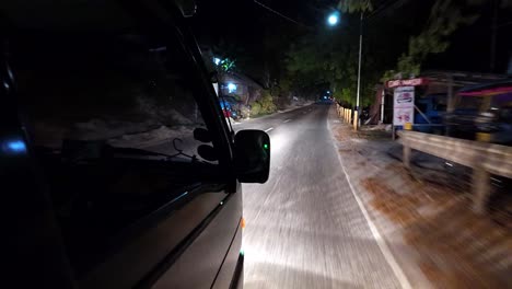 Tuk-Tuk-Fahrt-Zurück-Zu-Unserem-Hotel-Nach-Einer-Aufregenden-Nacht-In-Oslob,-Philippinen,-Mit-Aufnahmen-Der-Lebhaften-Straßenszenen
