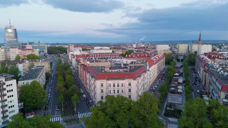 Infraestructura-De-La-Ciudad-De-Szczecin-Con-Carreteras-Muy-Transitadas,-Vista-Panorámica-Aérea