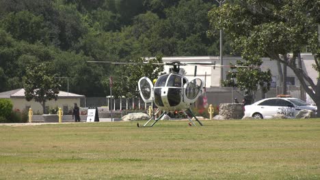 Small-Helicopter-with-spinning-propellor