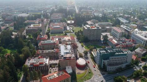 Die-University-Of-California,-Berkeley-Ist-Eine-öffentliche-Universität,-An-Der-Studenten-Gegen-Den-Völkermord-In-Gaza-Protestieren