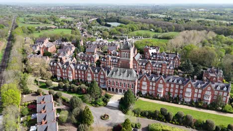 Holloway-Sanatorium-now-known-as-Crossland-house-Virginia-UK-Water-Aerial