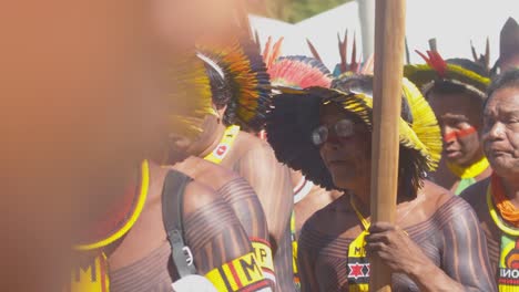 Ein-Marsch-Der-Indigenen-Völker,-Ihre-Rechte-Und-Konsultation-Wurden-Respektiert