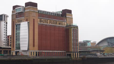 Seitliche-Ansicht-Des-Baltic-Centre-For-Contemporary-Art-Newcastle