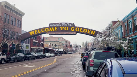 Wide-Tilt-Down-of-the-Welcome-Sign-in-Golden-Colorado