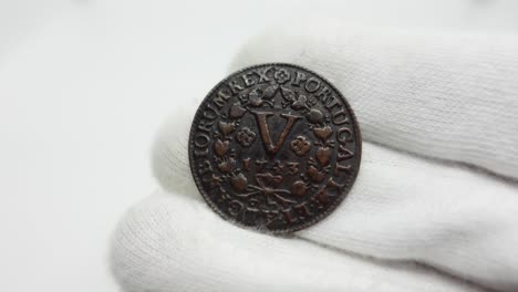 Alte-Münzen.-Portugiesische-Kupfermünze-32