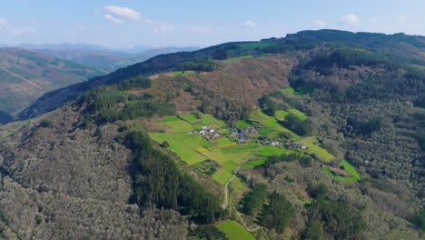 Pueblo-De-Montaña-De-Fonsagada-En-Lugo,-Galicia,-En-El-Noroeste-De-España.