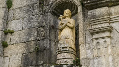 Stone-Carving-Detail,-Santa-María-de-Beade-church,-Spain