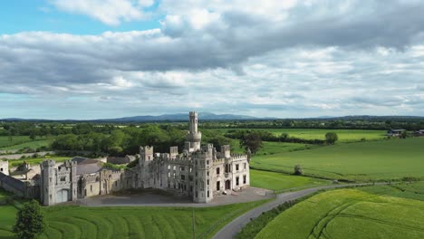 Duckett&#39;s-Grove-County-Carlow---Toma-Cinematográfica-Con-Drones-En-4k---Irlanda