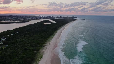 Timelapse---Playa-De-Ensueño-En-Fingal-Head,-Norte-De-Nueva-Gales-Del-Sur,-Australia