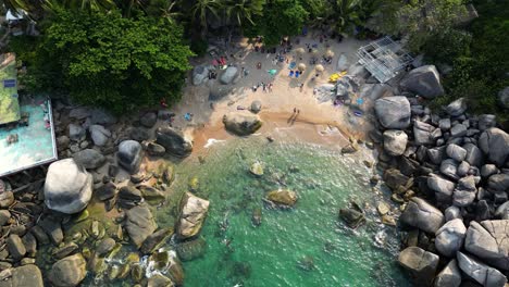Incredible-hidden-beach-on-tropical-island-on-Koh-Tao-Island-in-Thailand