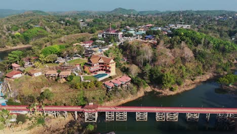 A-magnificent-village-in-Thailand,-home-to-the-iconic-Mon-Bridge,-a-historic-landmark-for-the-Mon-people