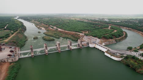 Dam-On-The-Rio-Grande-In-Reynosa,-Tamaulipas,-Mexico