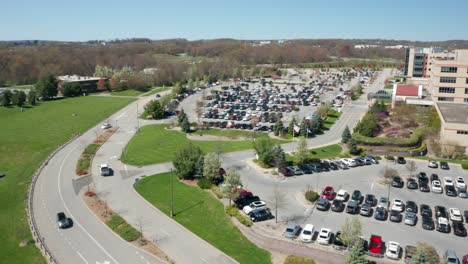 Imágenes-Aéreas-De-Drones-De-4k-Del-Hospital-Médico-Garnet-Health-En-Hudson-Valley-Middletown,-Nueva-York