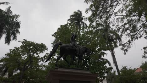 Monument-to-Simón-Bolívar-In-Bolivar-Park-Located-In-Cartagena,-Colombia