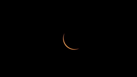 Total-solar-eclipse-as-last-sliver-of-sunlight-disappears-and-diamond-ring-and-corona-are-revealed