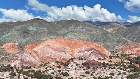 Hyperlapse-of-Seven-Colors-Hill,-UNESCO-World-Heritage-Site,-in-Purmamarca,-Jujuy,-Argentina