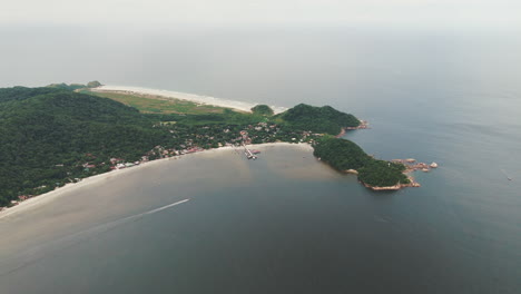 Aerial-view-of-Encantadas-Beach-on-Ilha-do-Mel,-a-famous-destination-on-the-coast-of-Paraná,-Brazil