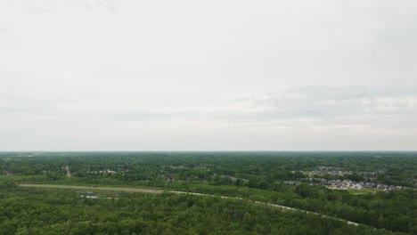 Asphaltstraße-Durch-Die-üppige-Ländliche-Landschaft-Von-Collierville-In-Tennessee,-USA