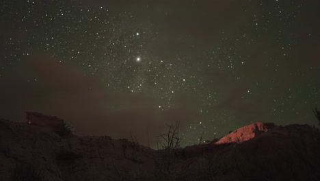 Timelapse-of-the-night-sky-in-Cafayate-nature-reserve