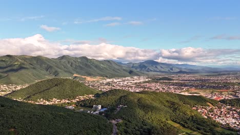 Vista-Aérea-De-La-Ciudad-Capital-De-Salta,-Argentina