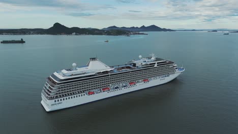 A-drone-shot-of-a-cruise-ship