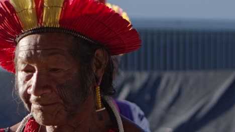 Cámara-Lenta,-Ancianos-Indígenas,-Ceremonias-Rituales,-Enseñanzas-De-Historia