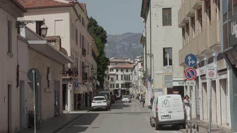 Typical-Urban-Streets-In-Bassano-del-Grappa-In-Veneto,-Italy
