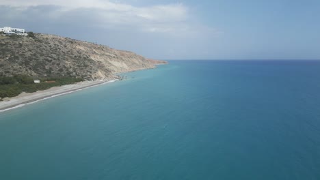 Playa-De-Pissouri-En-La-Isla-De-Chipre