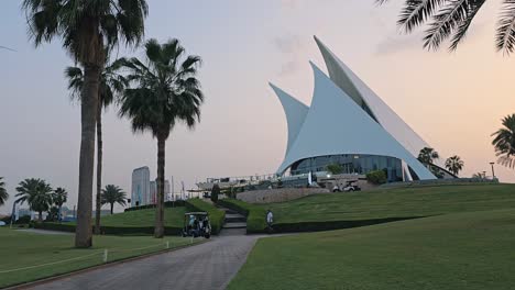 Eine-Allgemeine-Ansicht-Des-Dubai-Golf-Club,-Der-1993-Eröffnet-Wurde-Und-Einen-18-Loch-Par-71-Championship-Golfplatz-Umfasst