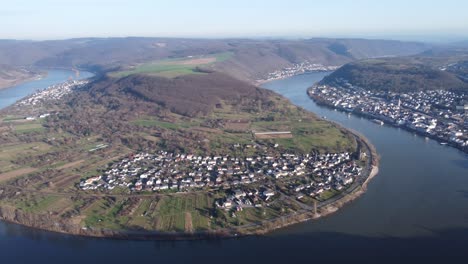 Luftaufnahme-Der-Großen-Rheinschleife-Und-Boppard,-Deutschland