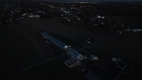 Amerikanische-Farm-Bei-Nacht