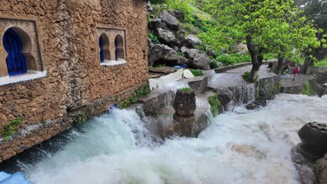The-waterfall-of-Ras-El-Ma-in-Chefchaouen,-Morocco-high-water-debit