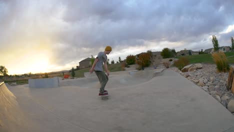 270-feeble-on-a-quarter-pipe