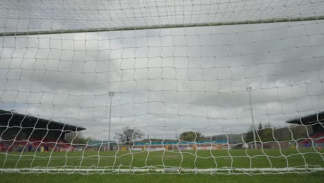 Recinto-Deportivo,-Equipamiento-De-Fútbol,-Focos,-Listo-Para-La-Competición