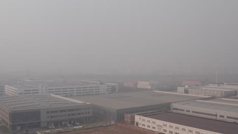 Air-pollution-chokes-Tianjin's-industrial-area